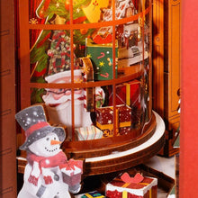 Laden Sie das Bild in den Galerie-Viewer, Book Nook - Weihnachtsstraße