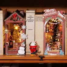 Laden Sie das Bild in den Galerie-Viewer, Book Nook - Weihnachtsinzenario