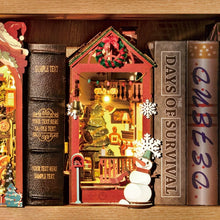 Laden Sie das Bild in den Galerie-Viewer, Book Nook - Weihnachtsinzenario