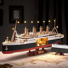 Laden Sie das Bild in den Galerie-Viewer, 3D Puzzle - 1912 Ewiger Atlantik-Voyager Figured'Art