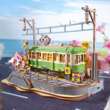 Laden Sie das Bild in den Galerie-Viewer, 3D Puzzle - Sakura-Straßenbahnfahrt
