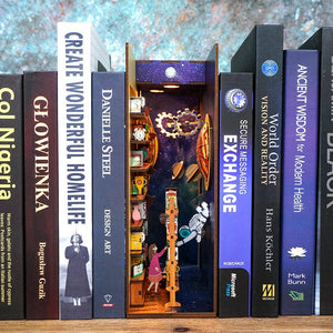 Book Nook - Interstellar