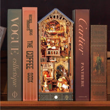 Laden Sie das Bild in den Galerie-Viewer, Book Nook - Leonardo da Vinci’s Studio