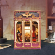 Laden Sie das Bild in den Galerie-Viewer, Book Nook - Magische Reise