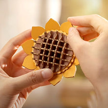 Laden Sie das Bild in den Galerie-Viewer, 3D Puzzle - Holzblumenbox