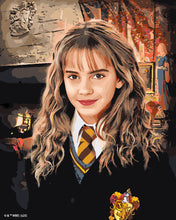 Laden Sie das Bild in den Galerie-Viewer, Malen nach Zahlen Figured'Art – Harry Potter - Porträt von Hermine Granger