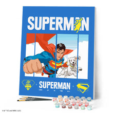 Laden Sie das Bild in den Galerie-Viewer, Superman im Flug mit Krypto