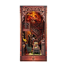Laden Sie das Bild in den Galerie-Viewer, Book Nook - Hoggs Magische Bibliothek