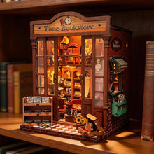 Laden Sie das Bild in den Galerie-Viewer, Miniaturhaus - Zeit Buchhandlung Figured'Art