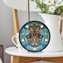 Laden Sie das Bild in den Galerie-Viewer, LED-Lampe Diamond Painting Hamsa-Hand