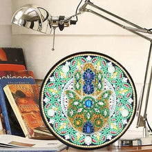Laden Sie das Bild in den Galerie-Viewer, LED-Lampe Diamond Painting mit Hamsa-Hand