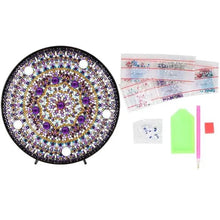 Laden Sie das Bild in den Galerie-Viewer, LED-Lampe Diamond Painting Mandala Violett