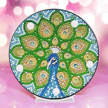 Laden Sie das Bild in den Galerie-Viewer, Licht LED Diamond Painting Pfau