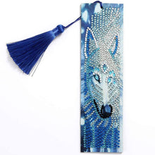 Laden Sie das Bild in den Galerie-Viewer, Lesezeichen Diamond Painting Wolf