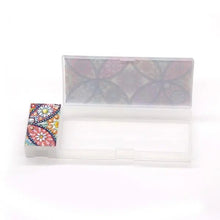 Laden Sie das Bild in den Galerie-Viewer, Stiftbox Diamond Painting Blumen