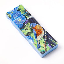 Laden Sie das Bild in den Galerie-Viewer, Stift Etui Diamond Painting Vogel