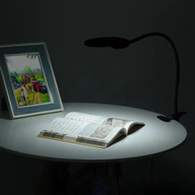 Laden Sie das Bild in den Galerie-Viewer, Lupe Diamond Painting mit Zubehör LED-Lampe