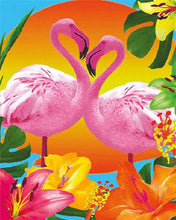Laden Sie das Bild in den Galerie-Viewer, Malen nach Zahlen Figured&#39;Art – Duo von rosa Flamingos und Blumen