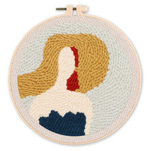 Laden Sie das Bild in den Galerie-Viewer, Punch Needle set Frau mit Sonnenhut
