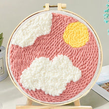 Laden Sie das Bild in den Galerie-Viewer, Punch Needle set Sonne und Wolken