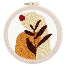 Laden Sie das Bild in den Galerie-Viewer, Punch Needle set Blatt und rote Sonne