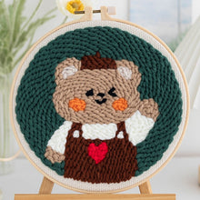 Laden Sie das Bild in den Galerie-Viewer, Punch Needle set Winky Little Bear