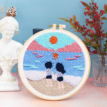 Laden Sie das Bild in den Galerie-Viewer, Punch Needle Pärchen am Strand