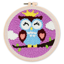 Laden Sie das Bild in den Galerie-Viewer, Punch Needle set Schläfrige Eule