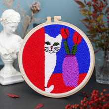 Laden Sie das Bild in den Galerie-Viewer, Punch Needle Neugierige Katze