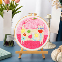 Laden Sie das Bild in den Galerie-Viewer, Punch Needle Blumenkatze