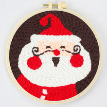 Laden Sie das Bild in den Galerie-Viewer, Punch Needle set Glücklicher Weihnachtsmann