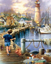Laden Sie das Bild in den Galerie-Viewer, Diamond Painting – Kind, das auf den Hafen geht