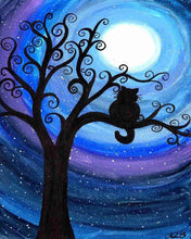 Laden Sie das Bild in den Galerie-Viewer, Diamond Painting – Katze auf einem Baum | Figured&#39;Art