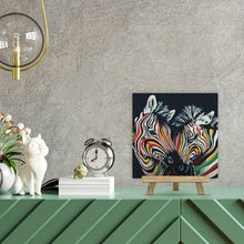 Laden Sie das Bild in den Galerie-Viewer, Mini Malen nach Zahlen mit Rahmen - Buntes Zebrapaar