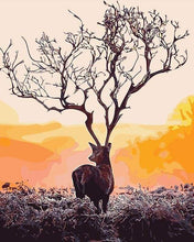 Laden Sie das Bild in den Galerie-Viewer, Malen nach Zahlen fŸr Erwachsene |ÊSonnenuntergang und Hirsch | Figured&#39;Art