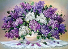 Laden Sie das Bild in den Galerie-Viewer, Diamond Painting, Lila Blumenstrauß
