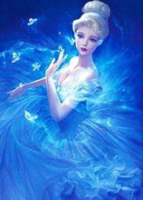 Laden Sie das Bild in den Galerie-Viewer, Diamond Painting, Prinzessin in Blau