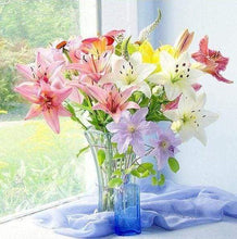 Laden Sie das Bild in den Galerie-Viewer, Diamond Painting, Vase mit frischen Blumen