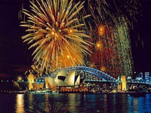 Laden Sie das Bild in den Galerie-Viewer, Malen nach Zahlen fŸr Erwachsene |ÊFeuerwerk in Sydney | Figured&#39;Art