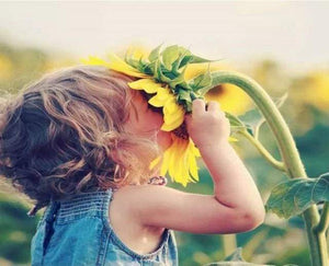 Malen nach Zahlen fŸr Erwachsene |ÊMädchen und Sonnenblume | Figured'Art