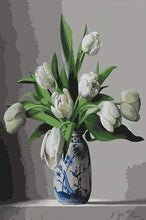 Laden Sie das Bild in den Galerie-Viewer, Malen nach Zahlen fŸr Erwachsene |ÊWeiße Tulpen | Figured&#39;Art